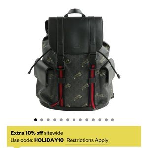 Gucci monogram bestiary tiger double buckle black gg supreme canvas backpack.